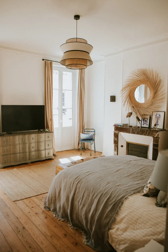 Chambre avec espace de travail à bordeaux