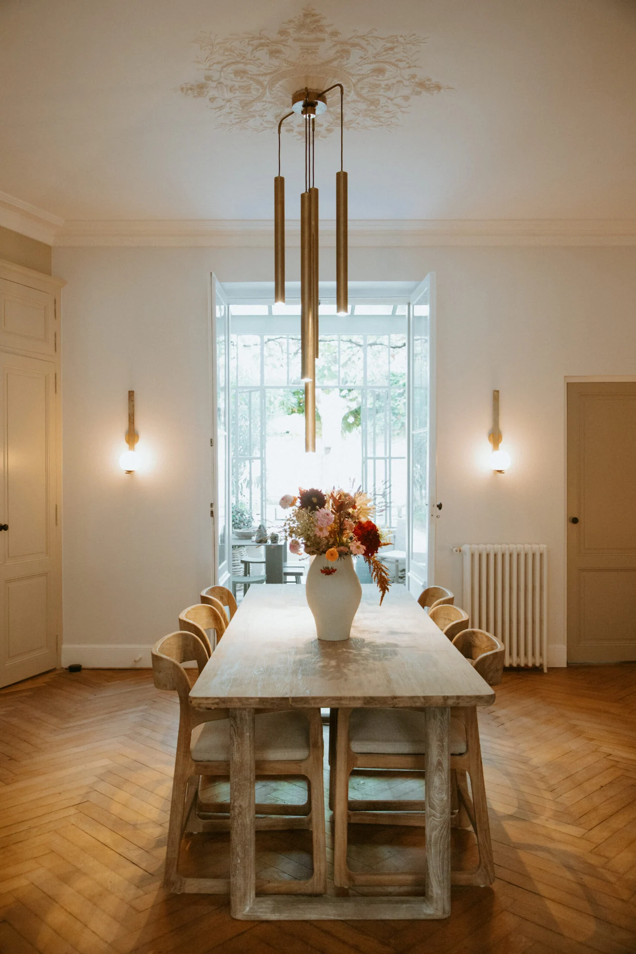 Salle à manger table haute maison mandel